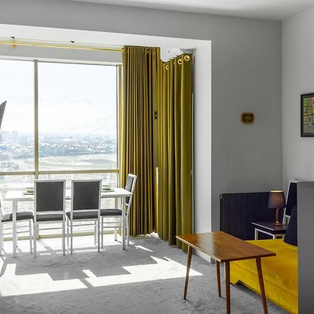 9Th And 6Th Floor Stylish Apartments With Mountainvista 比什凯克 外观 照片