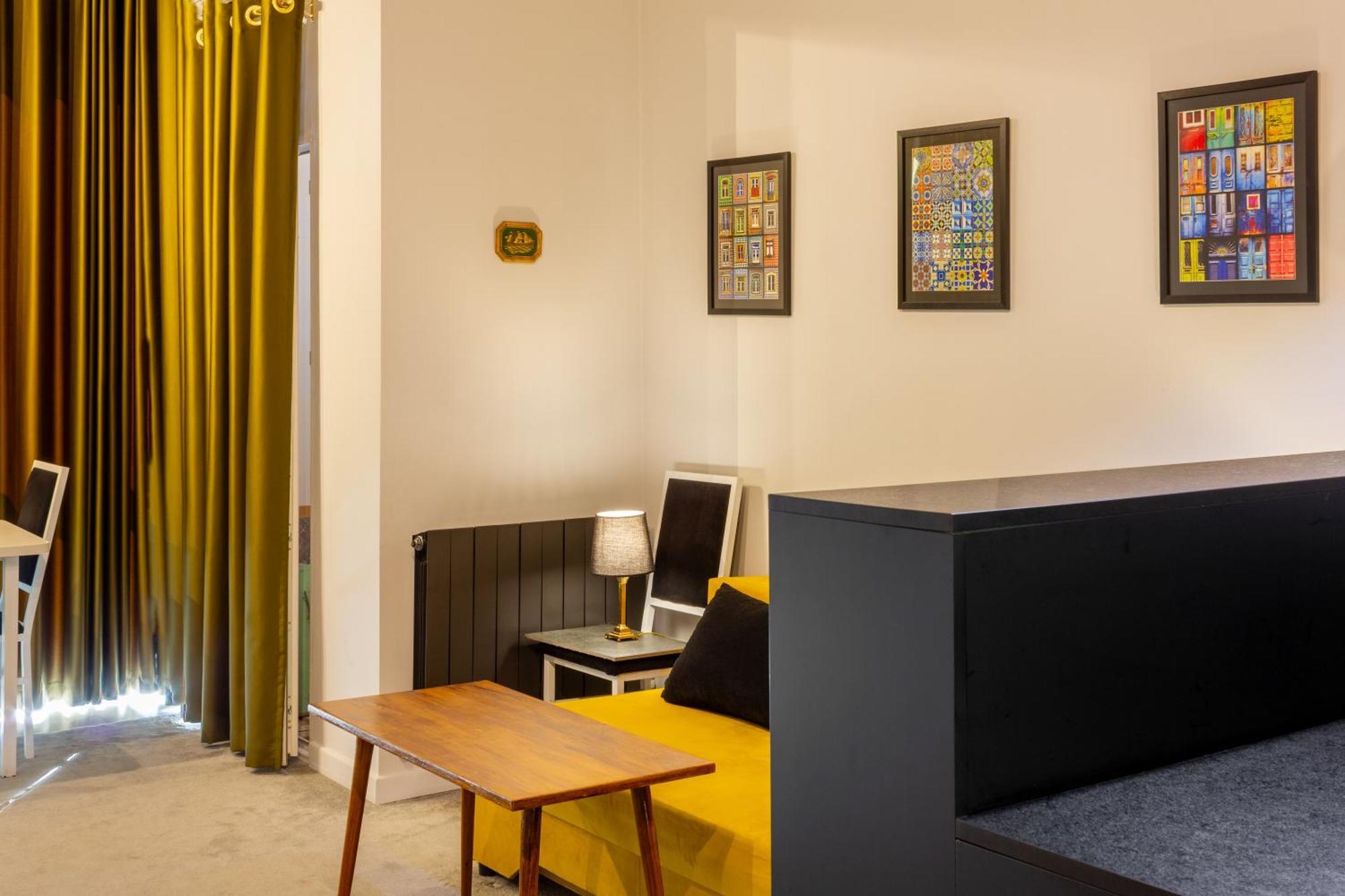 9Th And 6Th Floor Stylish Apartments With Mountainvista 比什凯克 外观 照片